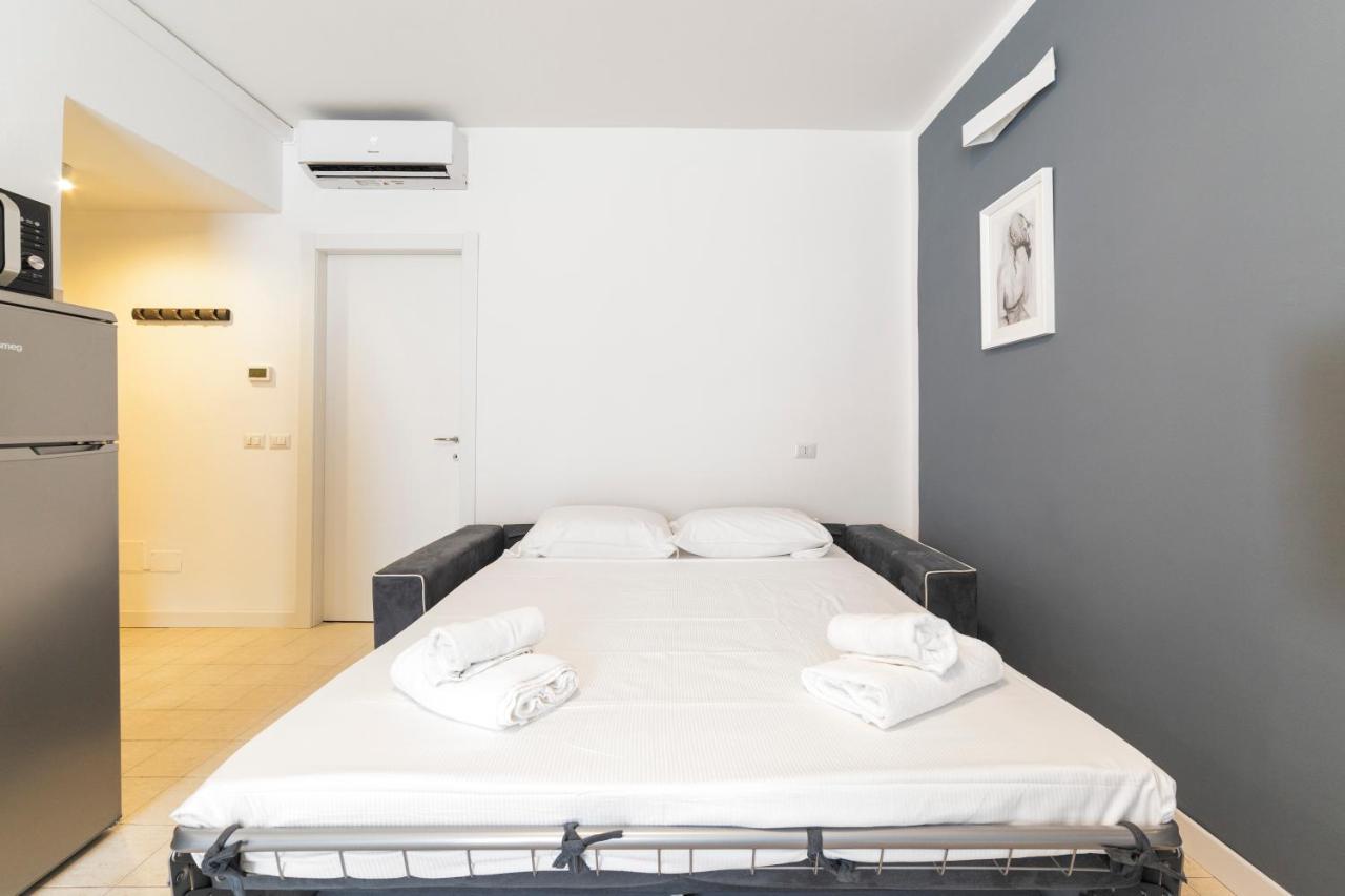 Roomy Apartment Close To Subway M5! Milano Esterno foto